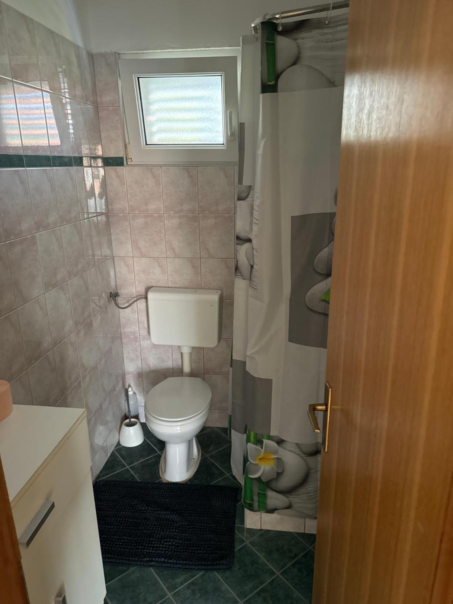 شقة Apartman J&B فير المظهر الخارجي الصورة